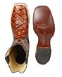 Vista superior y suela de botas vaqueras para hombre en piel de pirarucú color cognac con detalles bordados.
