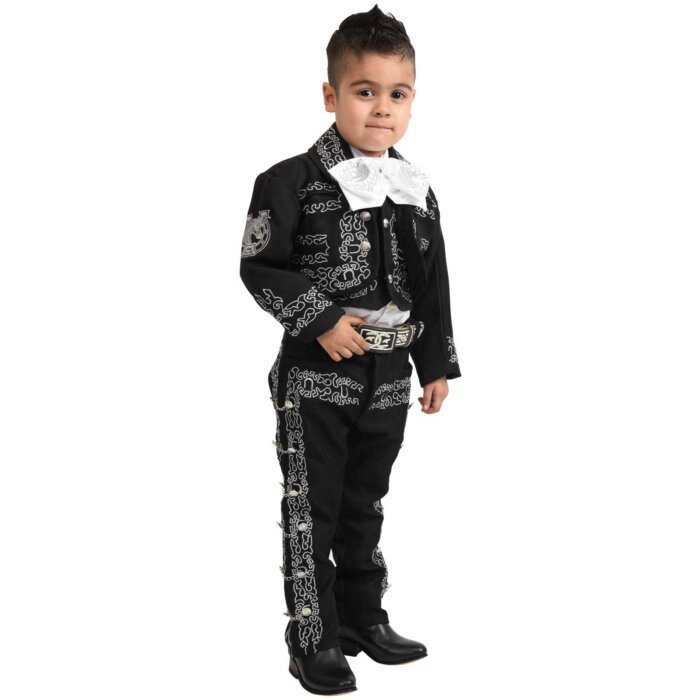 Traje Charro de 3 piezas para niño White Diamonds 10-975 en color negro con bordado y botonadura plateada.