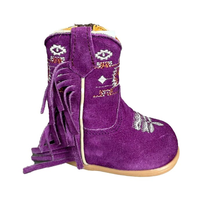 Botitas de Bebé en Gamuza Morada con Flecos, Bordado, Cierre Lateral y Suela Sintética, Hechas en México.