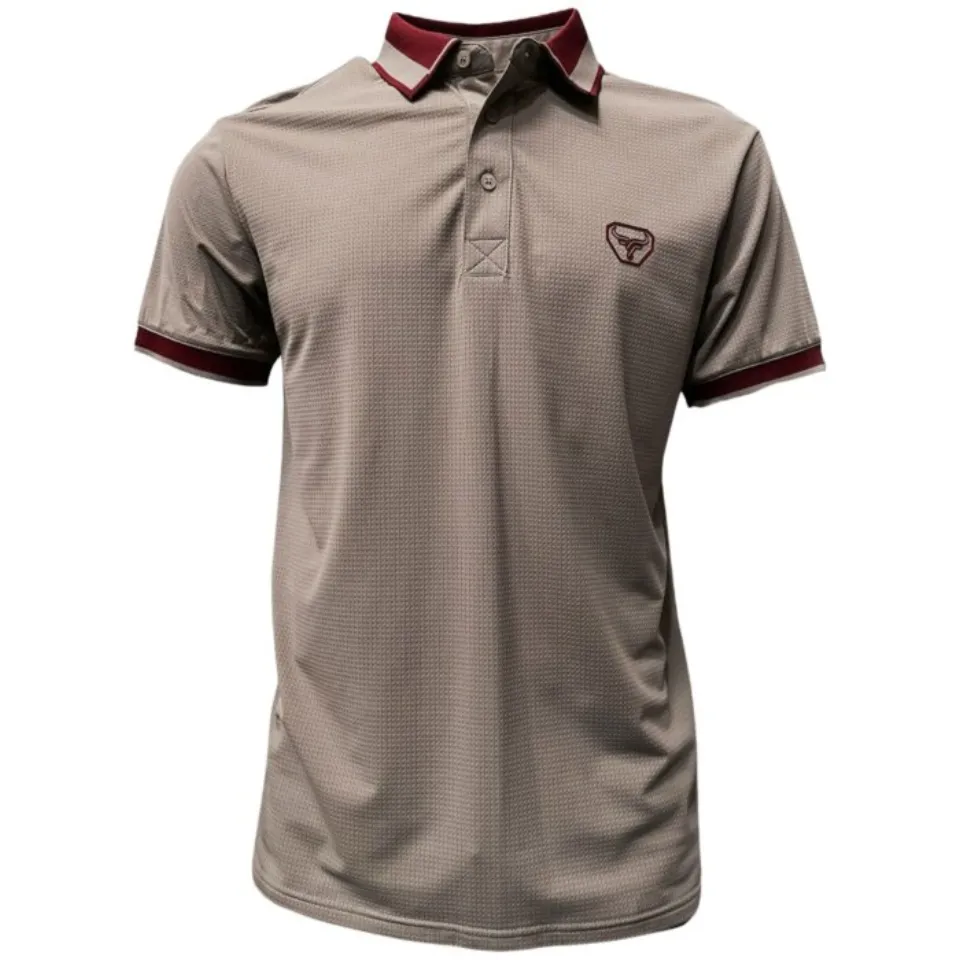 Polo deportivo beige para caballero con cuello en contraste color vino y logo Lamasini