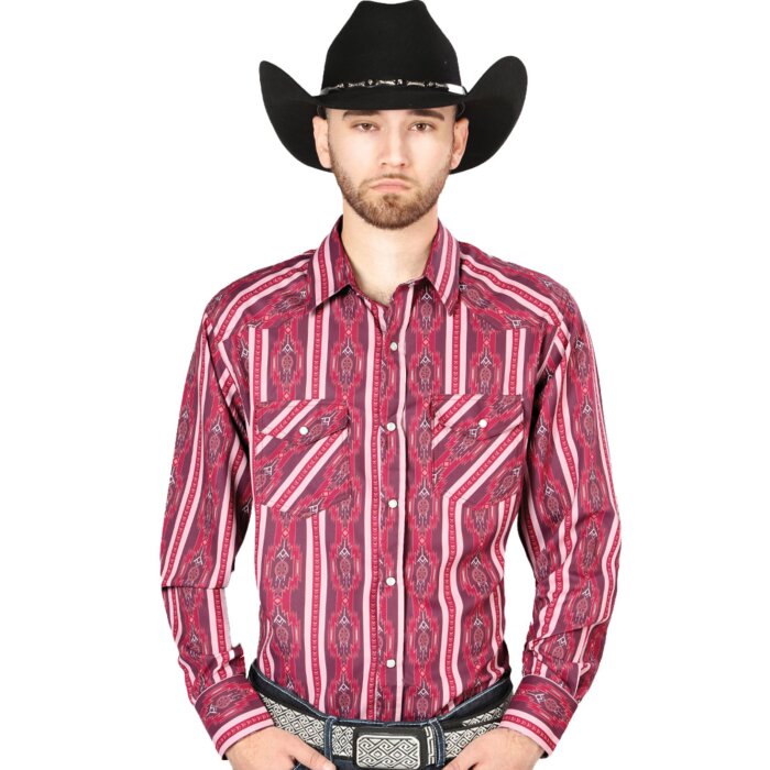 Man wearing a burgundy Western shirt with striped Southwestern design and a black cowboy hat.