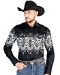 Hombre usando una camisa Western negra con patrones geométricos llamativos y cierre de botones de presión, opción para niños disponible.