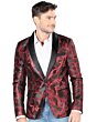 Hombre joven con barva rala luciendo saco color negro con vino y camisa color blanco.