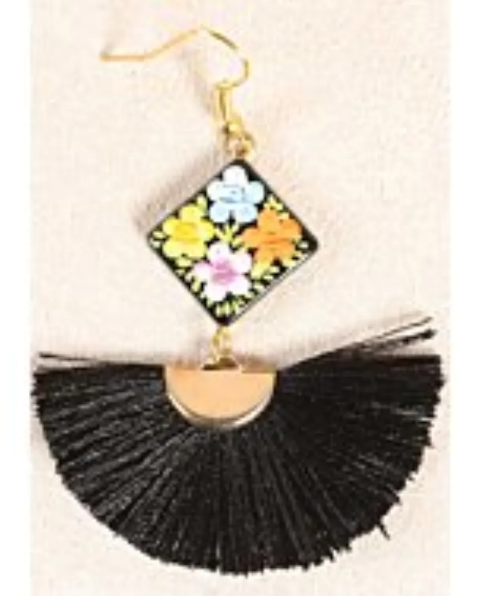 Aretes Artesanales Cuadrito Hilo De Seda Negro 602183